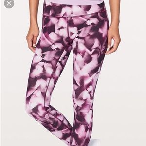 lulu lemon yoga pants